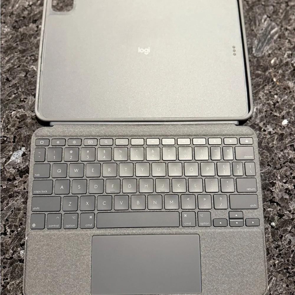 Logitech Charcoal Tablet Case